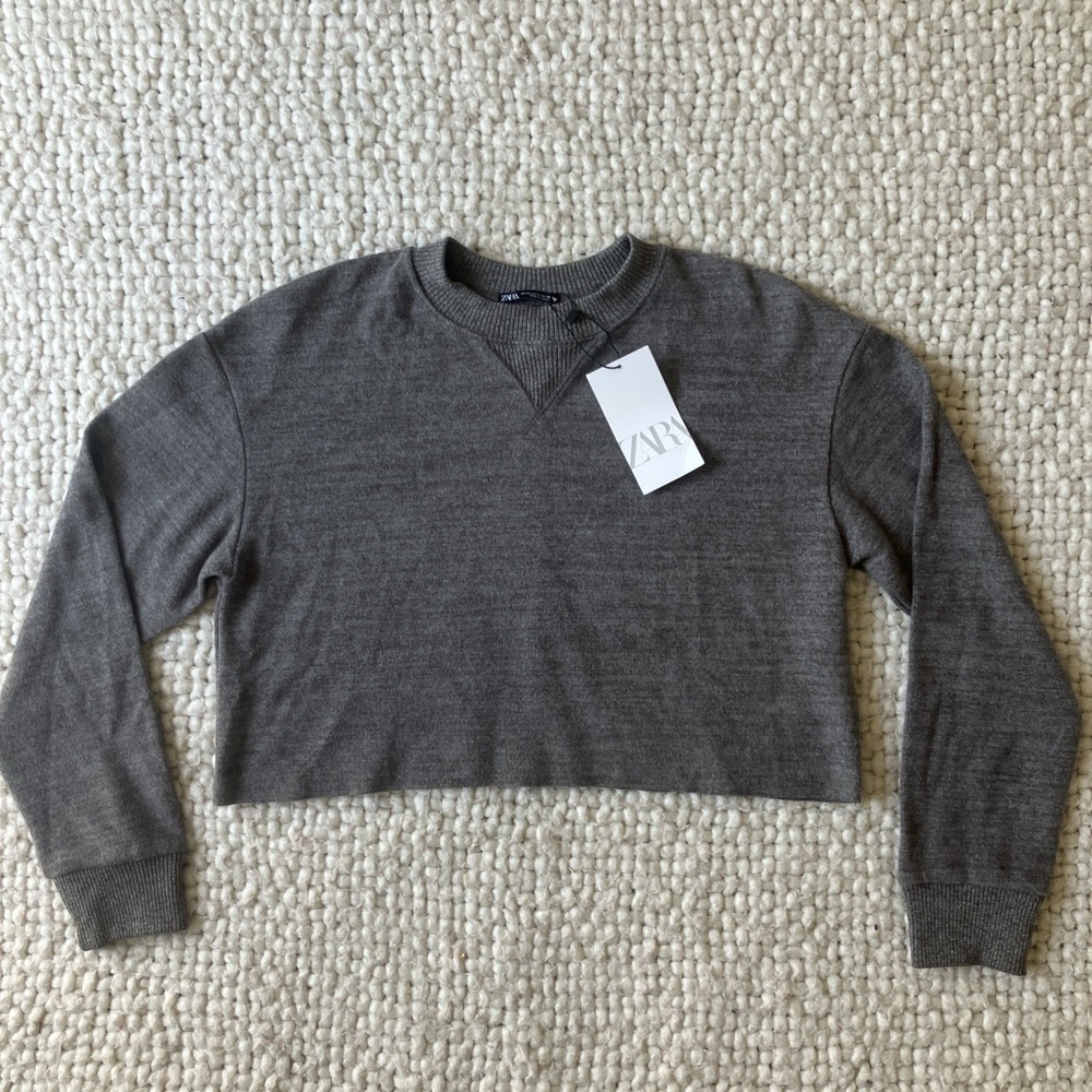NEW Women's Zara Cropped Pullover Sweater Medium Gray Knit Minimalist NWT